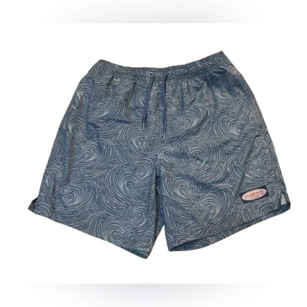 Vineyard Vines Men’s Blue Wave Patterned Swim Shorts Size Small